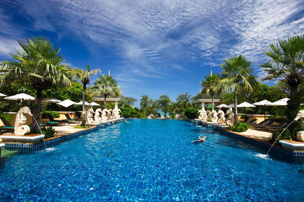 هتل Phuket Graceland