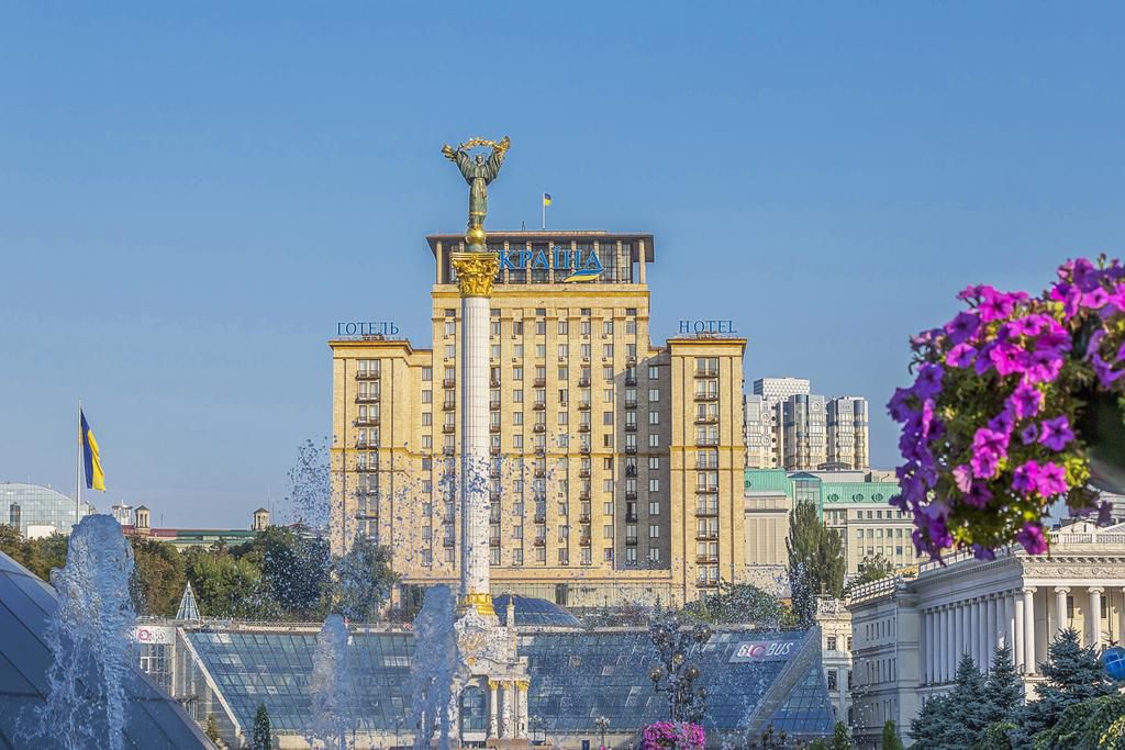 هتل Ukraine Hotel