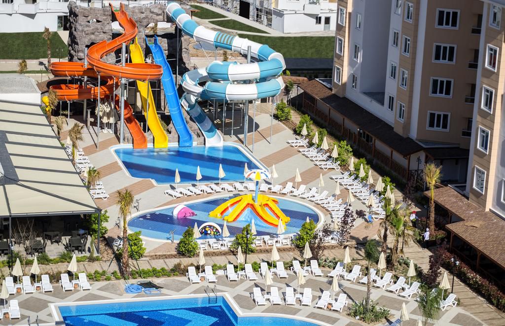 هتل Ramada Resort Lara